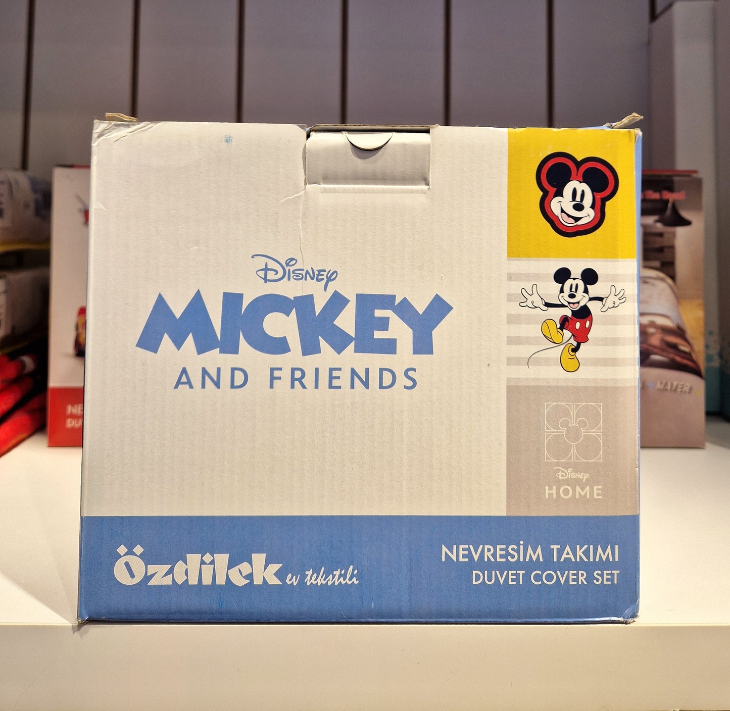 Set Lenjerie de pat DISNEY MICKEY and Friends cu Cearsaf Elastic