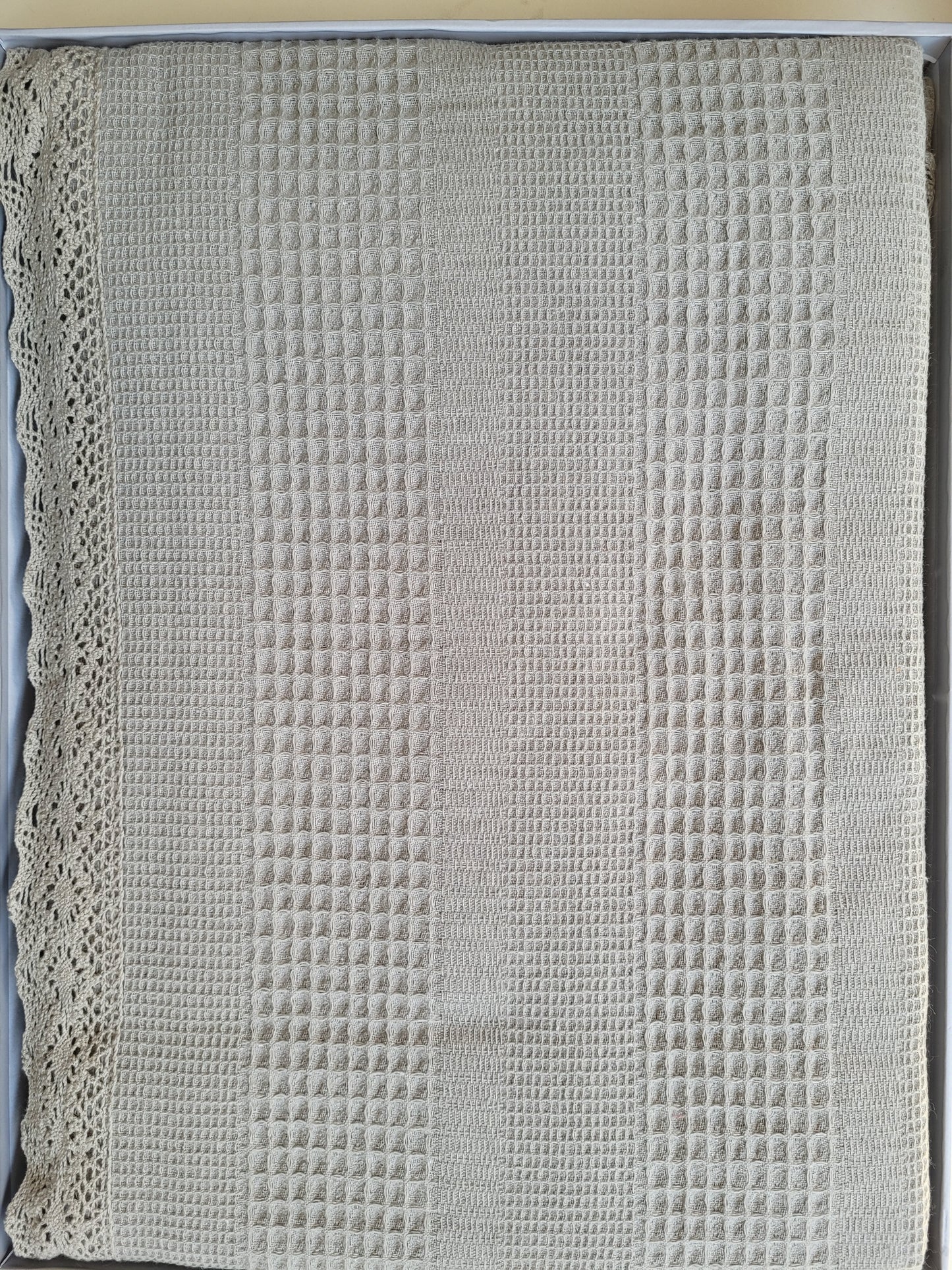 CUVERTURA de PAT - MADAM NADYA