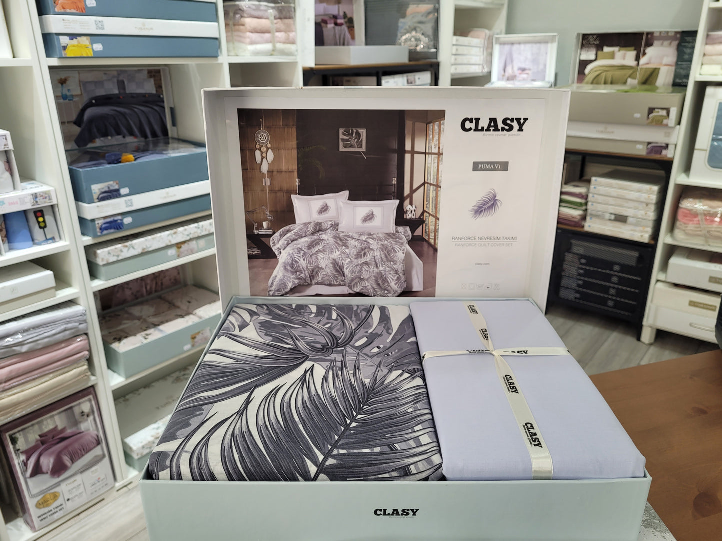 Lenjerie de pat CLASY PUMA V-1