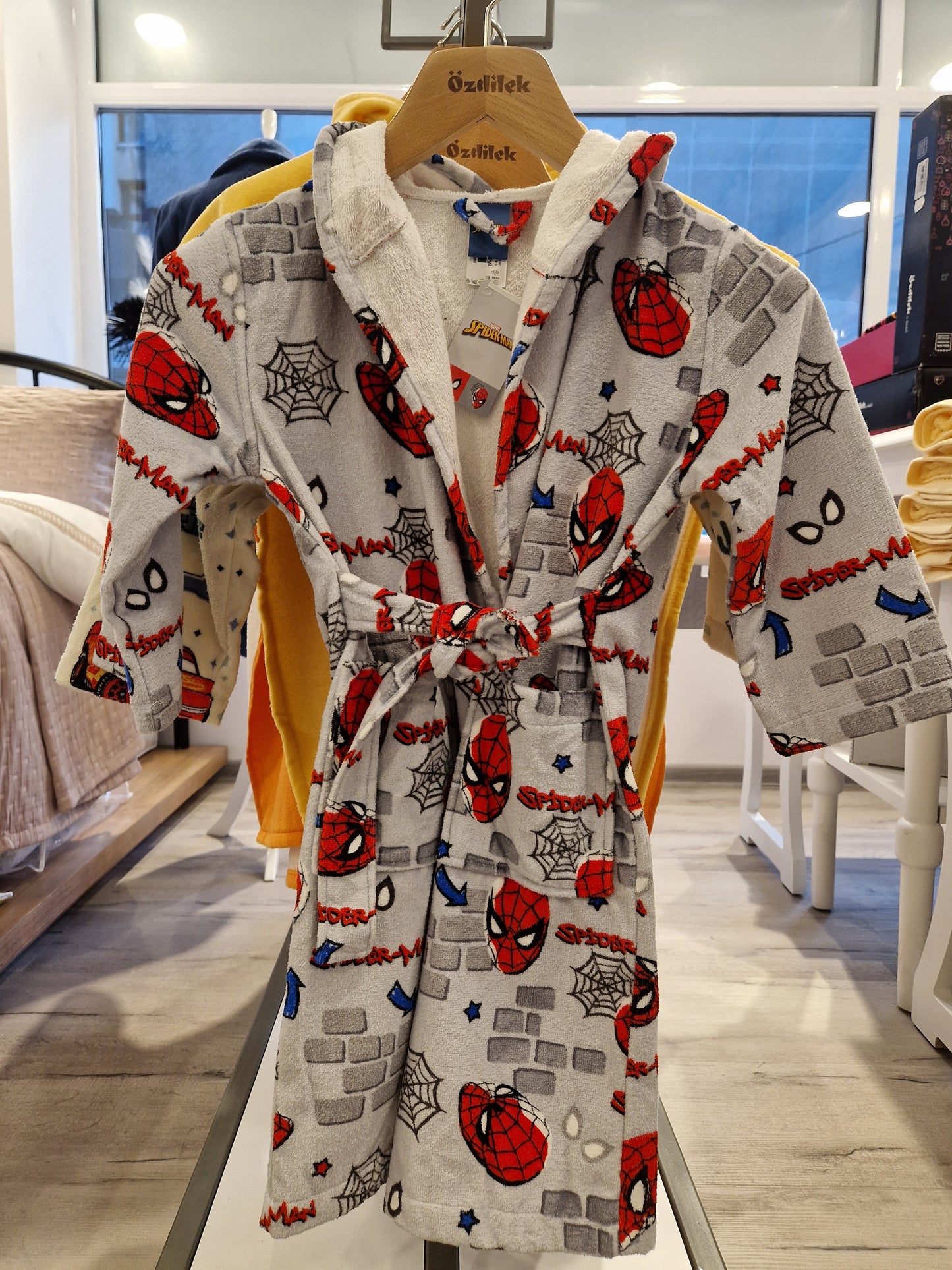 Halat de Baie pentru copii Marvel SPIDERMAN 7/8 ani - Gri