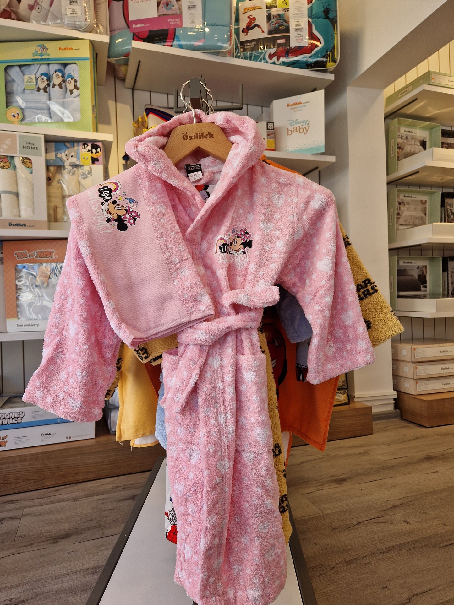 Set Halat De Baie Disney Minnie Awesome 11-12 ani -Roz