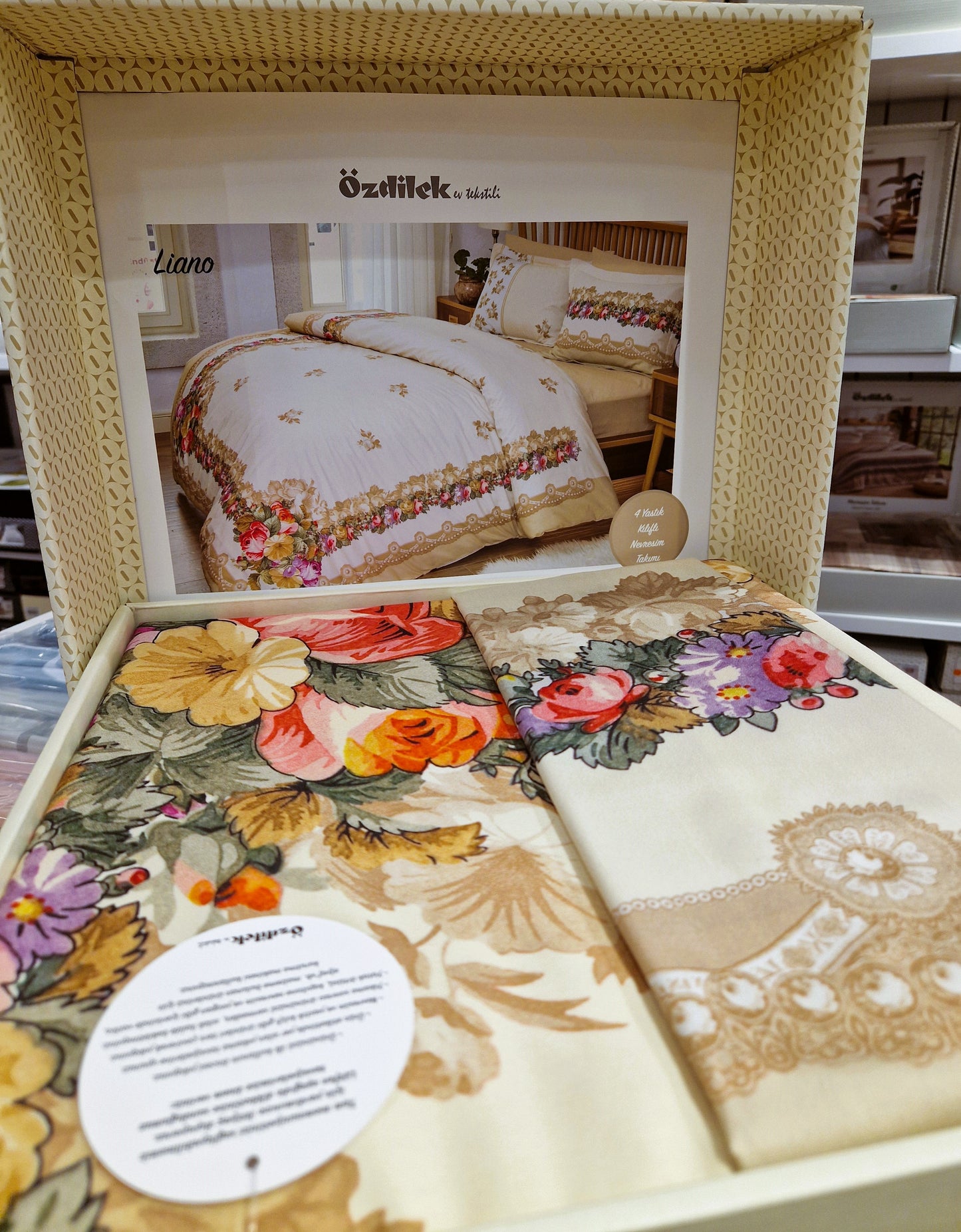 Set Lenjerie de pat Ozdilek - LIANO - Floral - 2 persoane