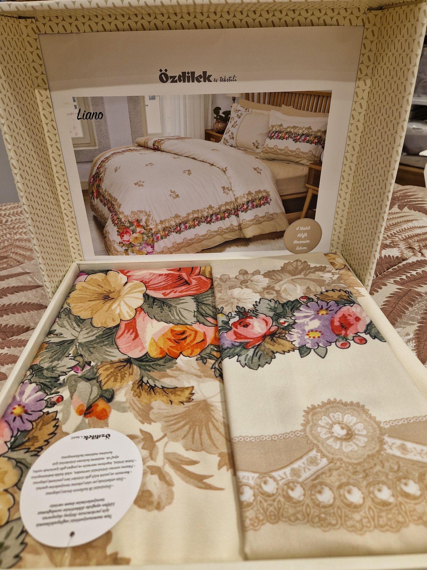 Set Lenjerie de pat Ozdilek - LIANO - Floral - 2 persoane