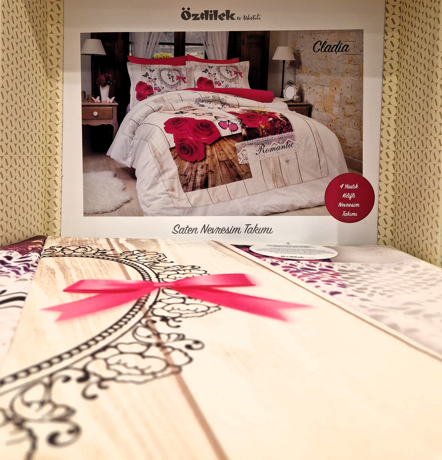 Set Lenjerie de pat Ozdilek - CLADIA - Floral - 2 Persoane